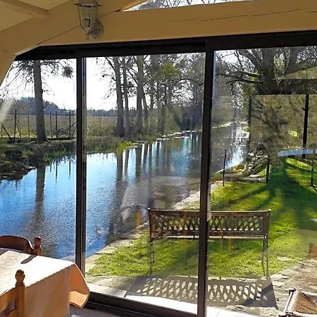 Bed & Breakfast Le Petit Moulin Tournesol Sainte-Soline